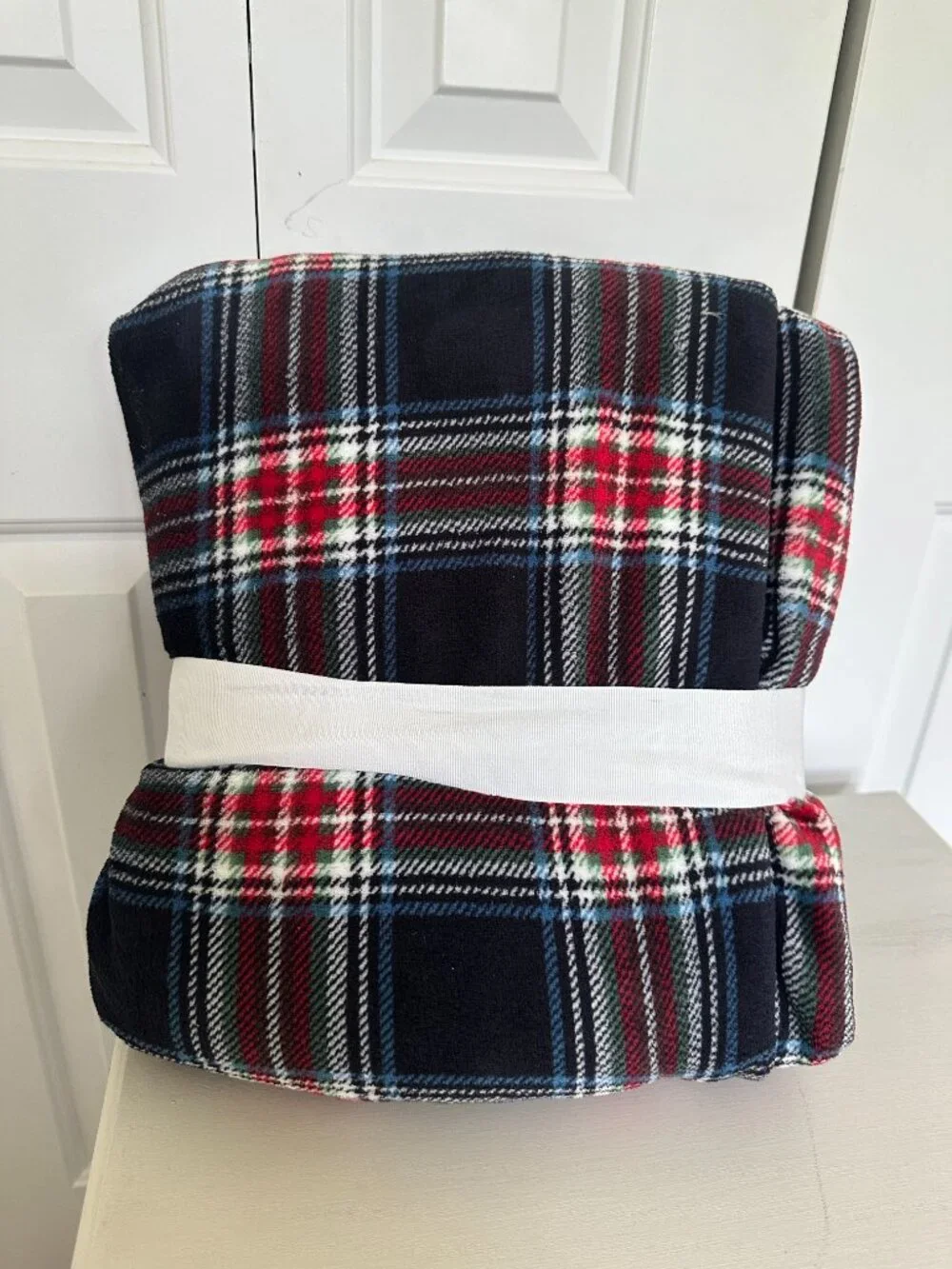 NEW Luxury & Main Plaid Luxury Blanket